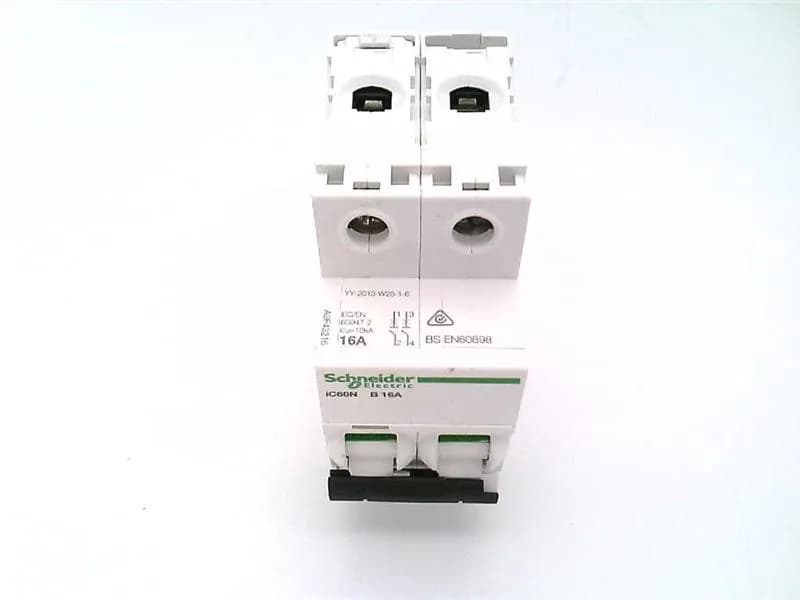 Schneider Electric A9F43216 (image 3)