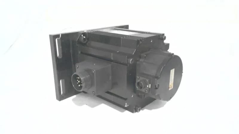 Omron R88M-K90010T-BS2 — Servo Motors (image 4)