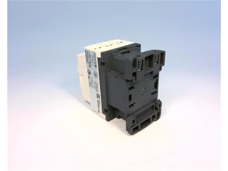 Schneider Electric CAD326F7 (image 4)