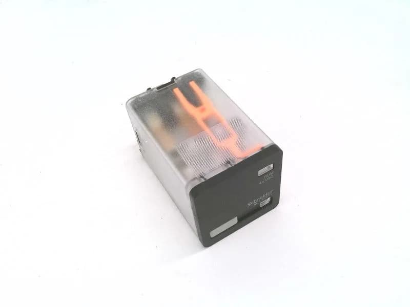 Schneider Electric RUMF33E7