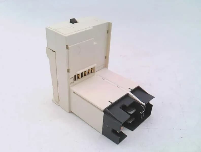 Schneider Electric LUCB05ES (image 3)