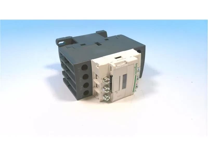 Schneider Electric LC1DT326G7 (image 5)