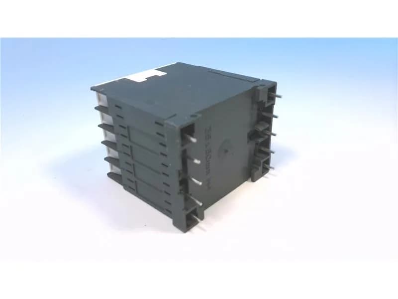 Schneider Electric LC1K090085E7 (image 5)