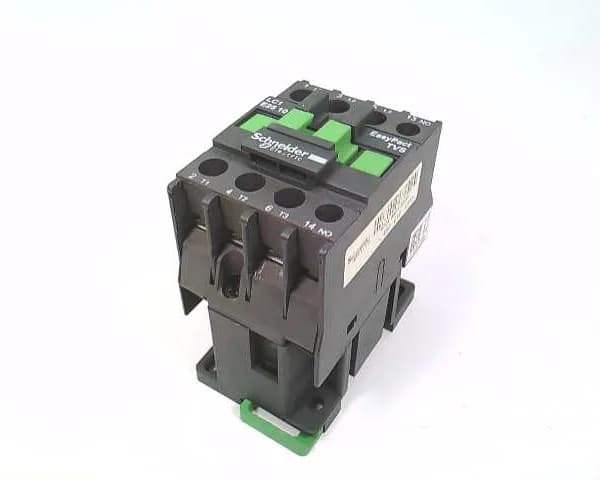 Schneider Electric LC1E2510M5 (image 3)