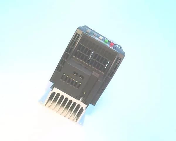 Siemens 6SL3210-5BB18-0UV0 — AC Drives (VFD) (image 3)