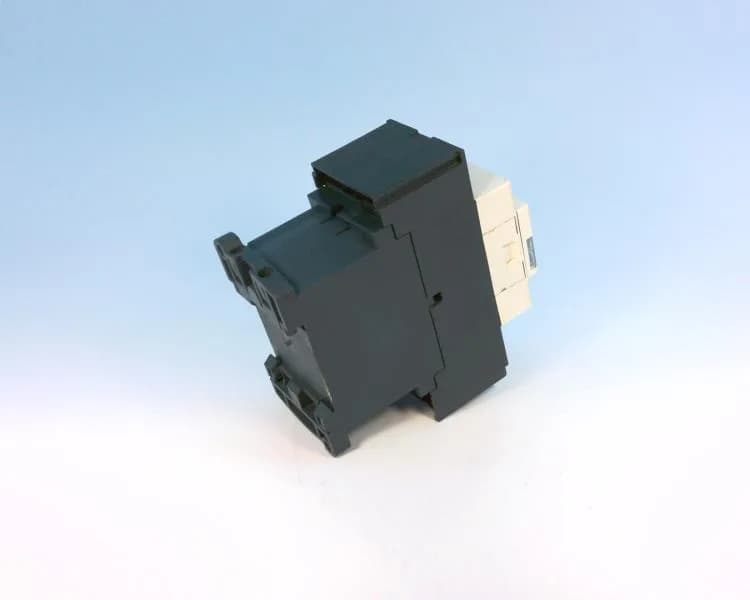 Schneider Electric LC1D383BL (image 4)