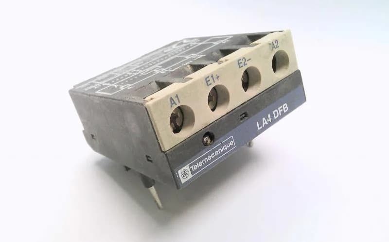 Schneider Electric LA4DFB (image 5)