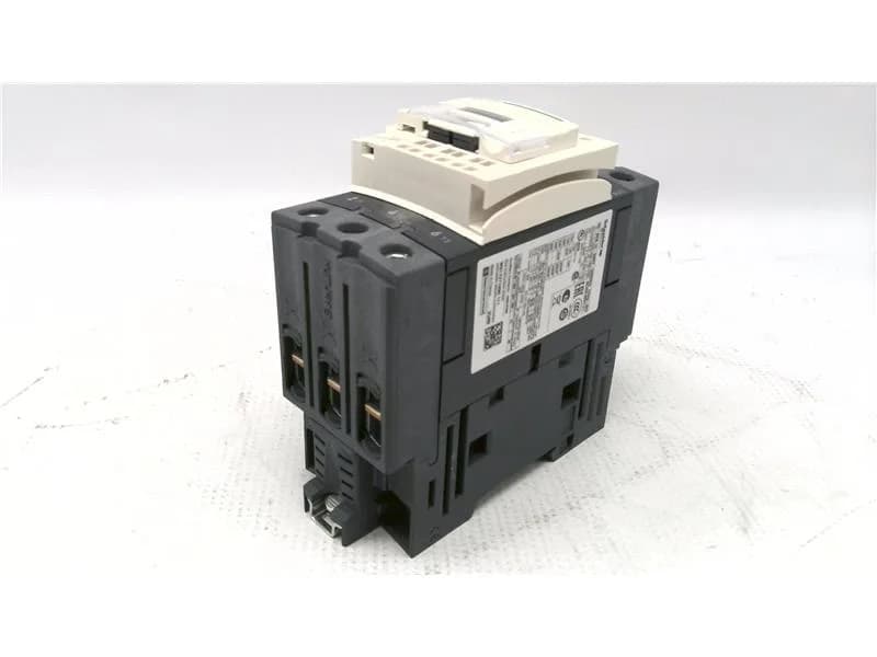 Schneider Electric LC1D65A3JD (image 2)