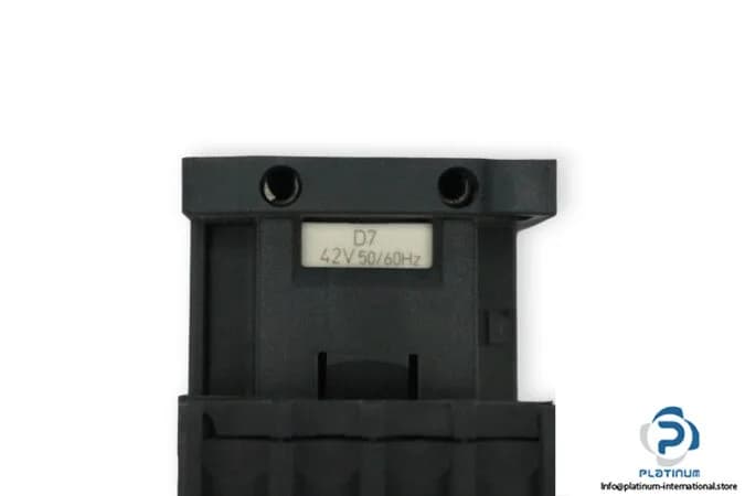Schneider Electric LC1D258D7 (image 4)