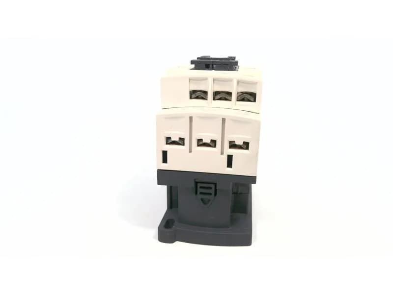 Schneider Electric CAD32FC7 (image 5)