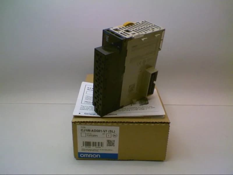 Omron CJ1W-AD081-V1(SL) (image 2)