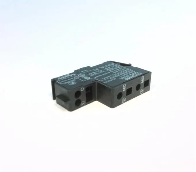 Schneider Electric LV426950 (image 3)