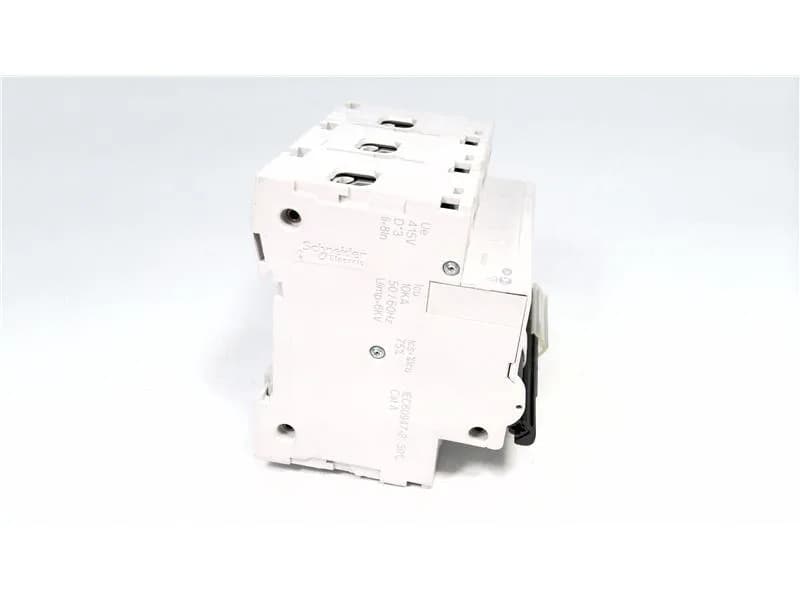 Schneider Electric A9N18367 (image 3)
