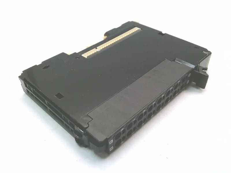 Omron NX-OD4256 (image 3)
