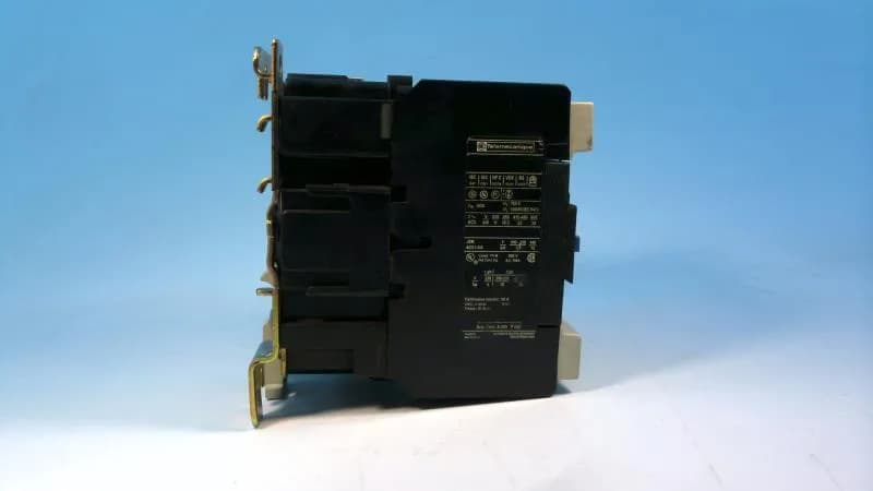 Schneider Electric LC1D4011E5 (image 2)