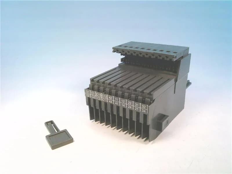 ABB 1SDA062169R1 — Molded Case Circuit Breakers (MCCB) (image 3)