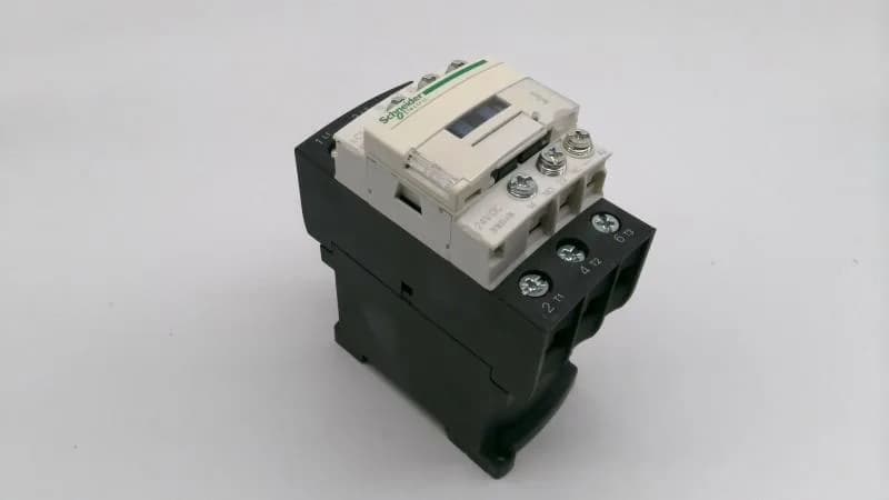 Schneider Electric LC1D386BLS207 (image 2)