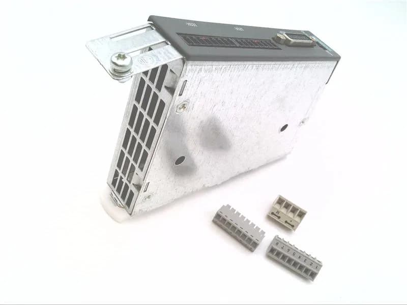 Siemens 6SL3055-0AA00-5CA2 (image 2)