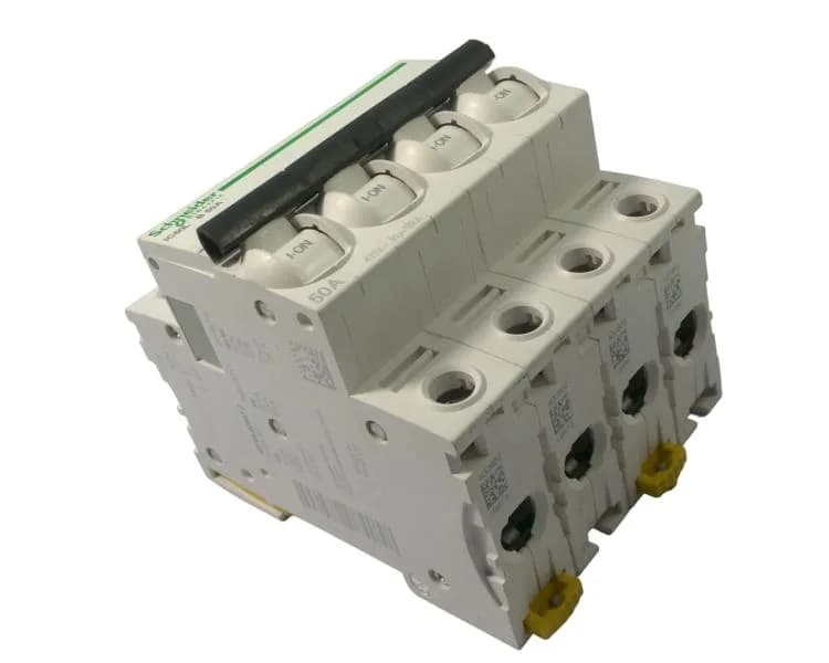 Schneider Electric A9F93450 (image 2)
