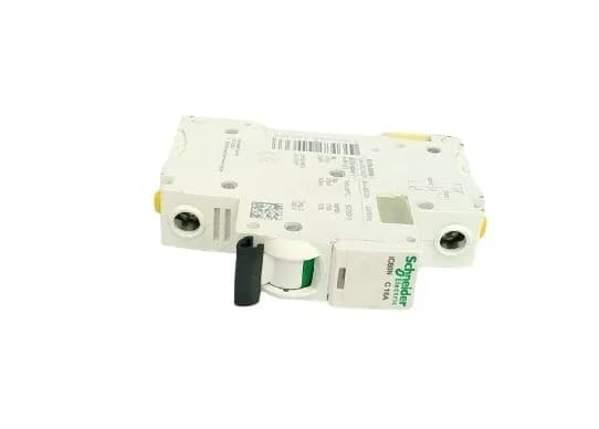 Schneider Electric A9F04116 (image 2)