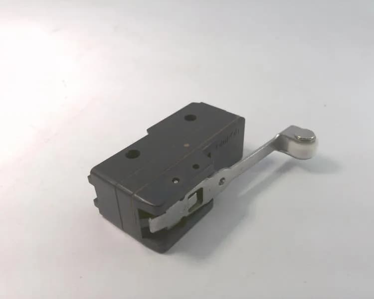 Omron Z-15GW255 — Limit Switches (image 2)