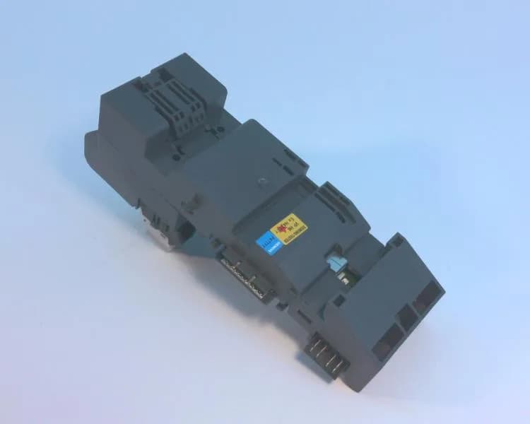 Siemens 6ES7193-7CB00-0AA0 (image 4)