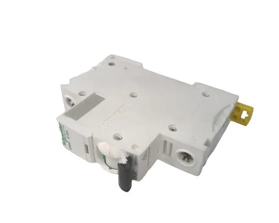 Schneider Electric A9F53132