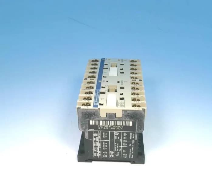 Schneider Electric LC2K06107B7 (image 3)