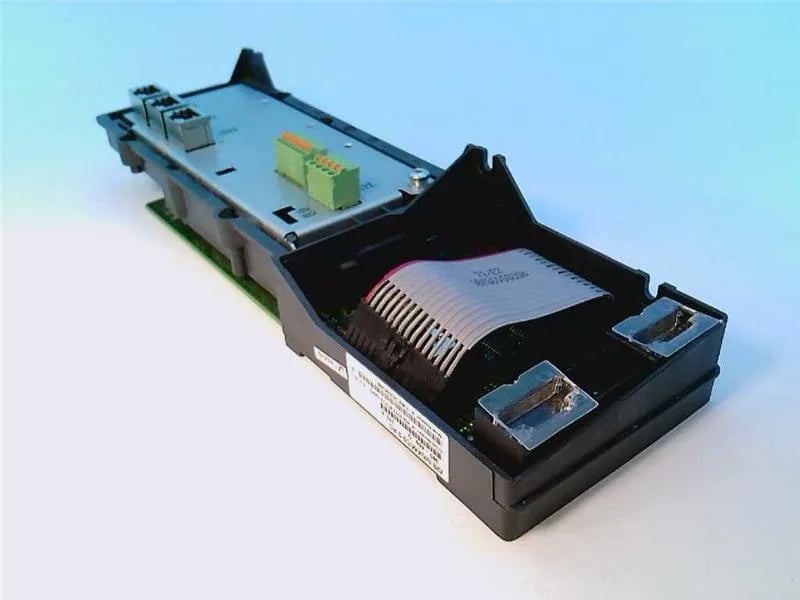 Siemens 6SL3351-3AF33-3DA0 — AC Drives (VFD)
